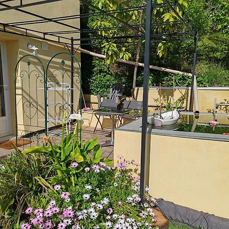 Appartement Aurore En Rez De Jardin Avec Parking Gratuit Vence Buitenkant foto